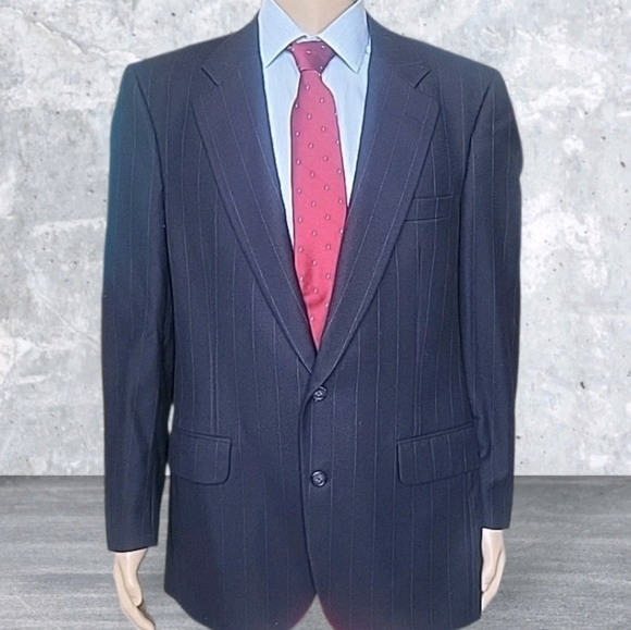 Burberrys Saks 5th Avenue Blazer Mens 44 Blue Pinstripe Wool Sport Coat Jacket
